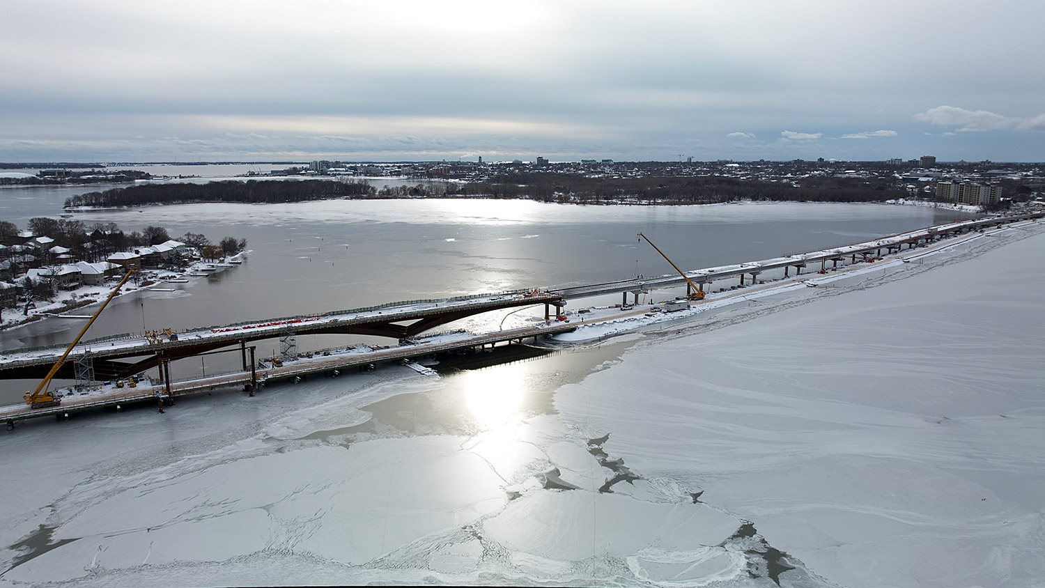 Bridge over the Saskatchewan river in winter